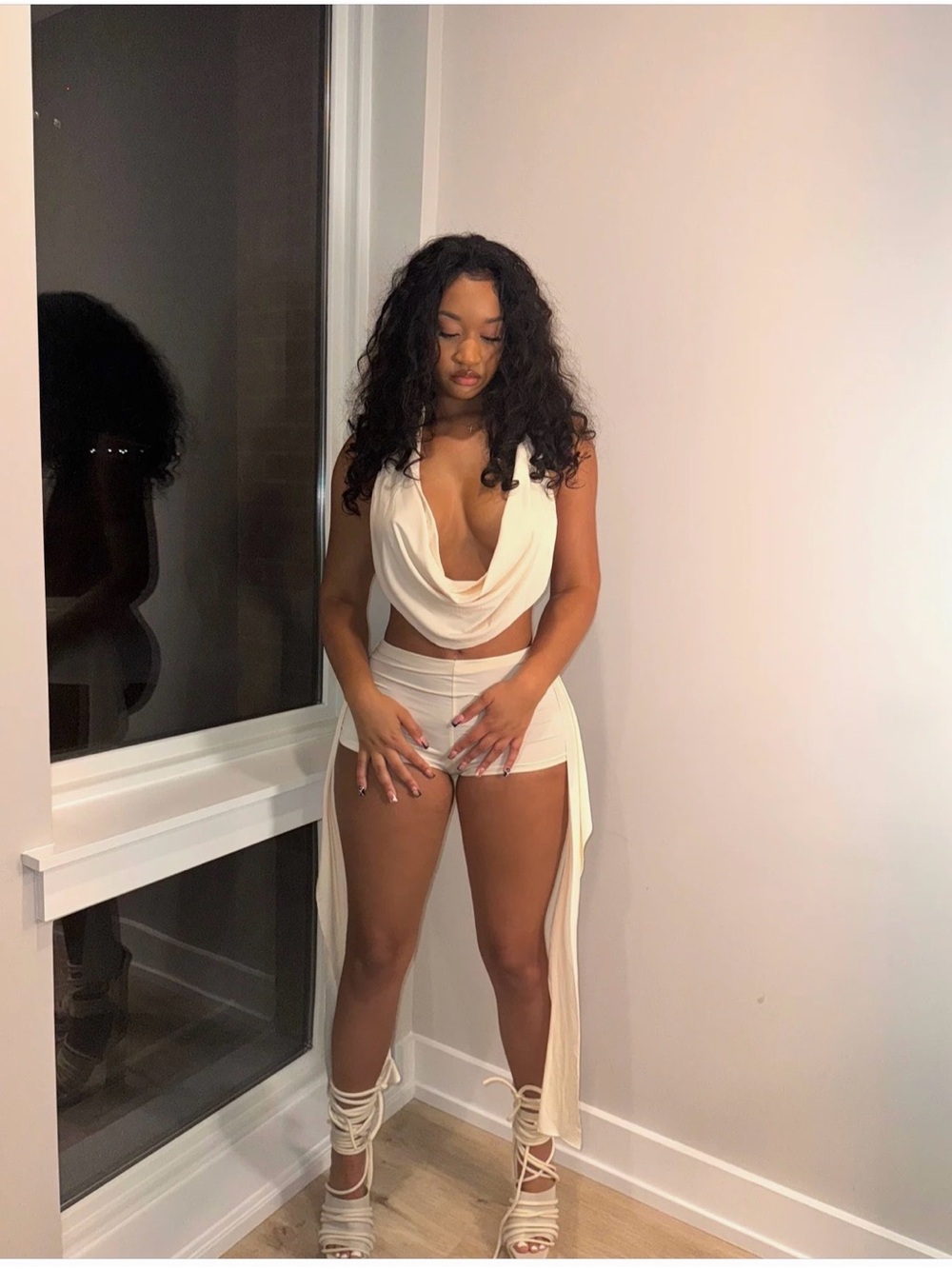 Cream 2 Piece set